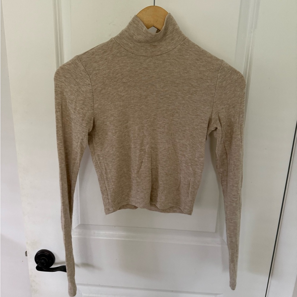 Wilfred Only cropped Turtleneck